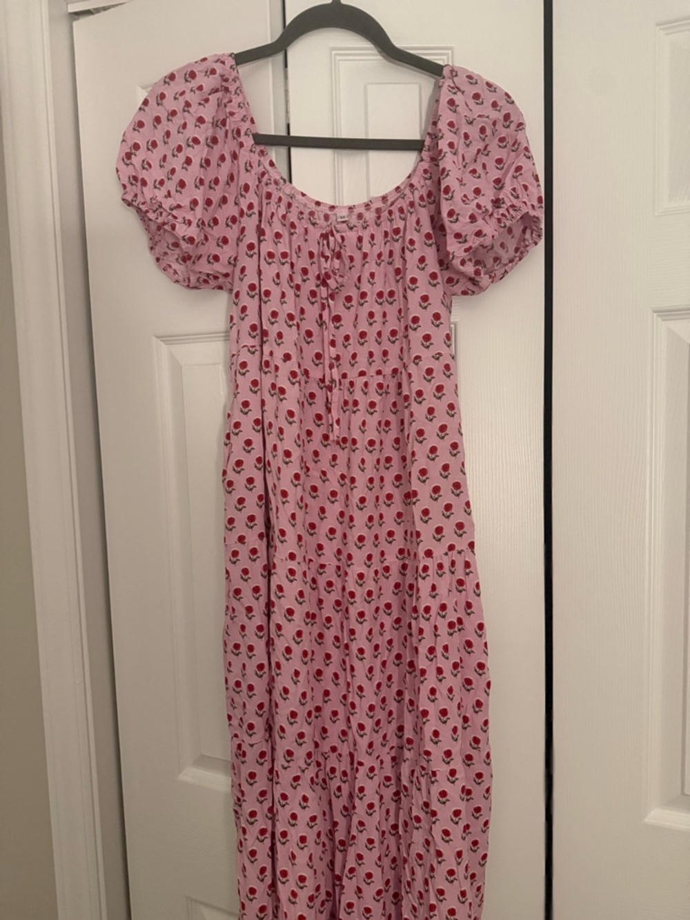 Pink Floral Maxi Dress with Puff Sleeves